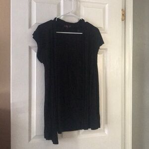 Short sleeved long sweater.